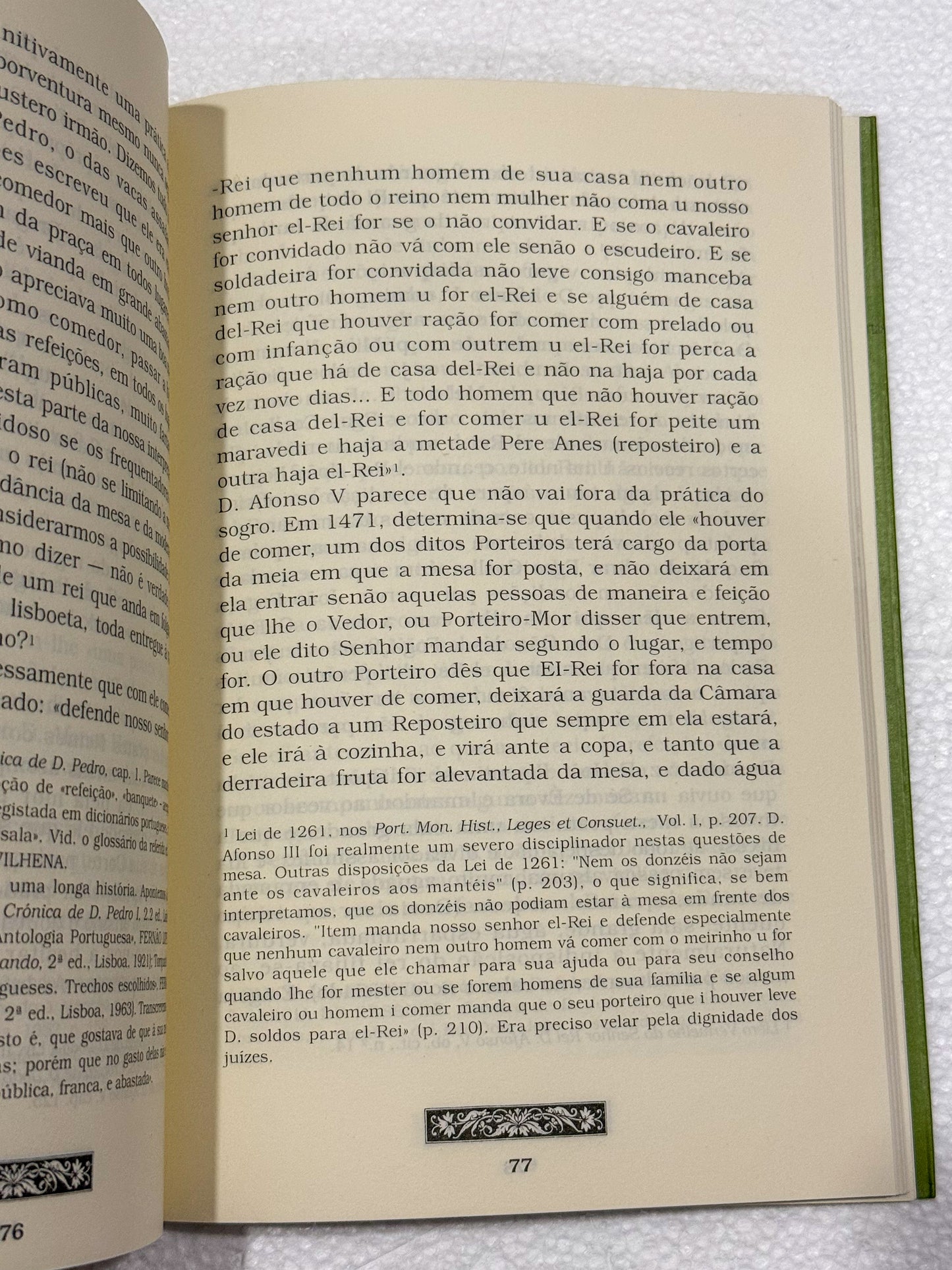 A Arte de Comer Em Portugal na Idade Média | Salvador Dias Arnaut